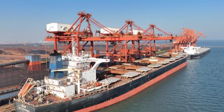 Chinese logistics sector stable in July despite bad weather