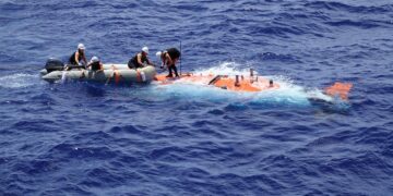 Chinese manned submersible completes 300th dive