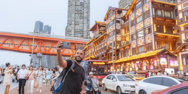 Number of foreign visitors up 129.9% in first seven months of year