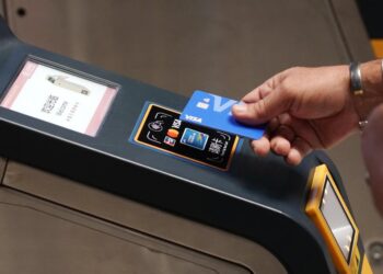 Beijing Subway Allows Foreign Mastercard, Visa Card Holders to Use ‘Tap-and-Go’ Payments