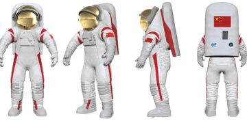 China unveils its moon landing suit for the first time