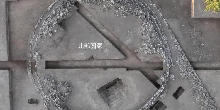 Largest jade dragon from Hongshan culture discovered in northern China
