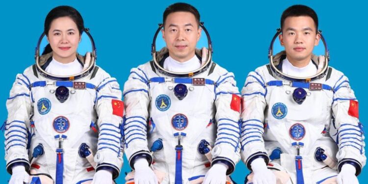 China unveils Shenzhou-19 crew for space station mission