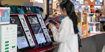 Chinese box office rakes in more than 2 billion yuan during National Day holiday