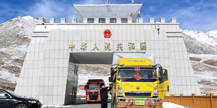 Think tank report on Belt and Road cooperation highlights innovation, risk mitigation