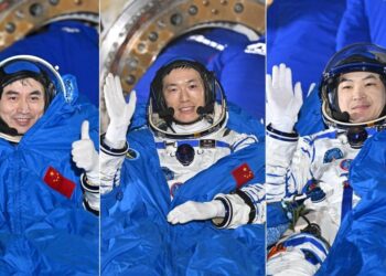 All Shenzhou-18 astronauts exit the return capsule