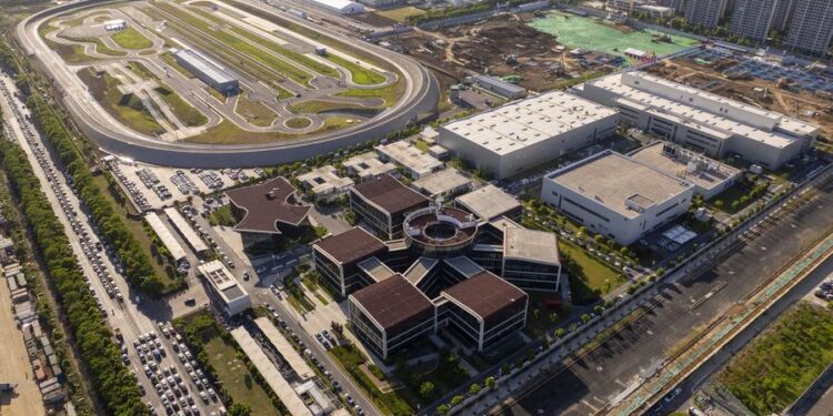 More than 90% of foreign-invested enterprises are satisfied with China’s business environment