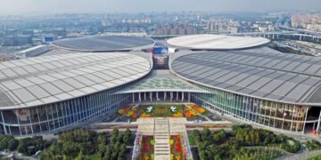 Schneider Electric focuses on developing new quality productive forces