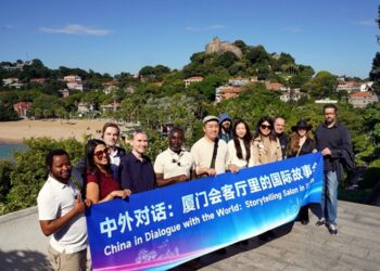 Applying the Xiamen model to urban bay areas