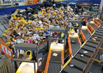 China plans to build modern commercial circulation system