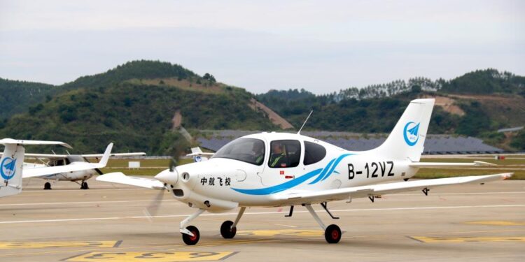 Commercial operation of Chinese AG100 trainer aircraft begins