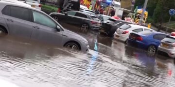 2024 sounds climate alarm for extreme weather in hottest year on record