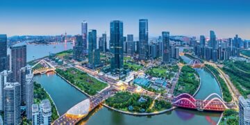 A crossroads of growth