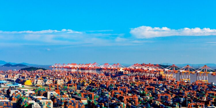 [C Finance]General Administration of Customs: In 2024, the “three quantities” of my country’s foreign trade volume, increase, and quality will rise simultaneously