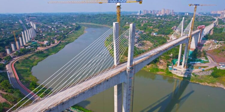 Ecology first! The number of piers of the high-speed railway bridge across the upper reaches of the Yangtze River has decreased