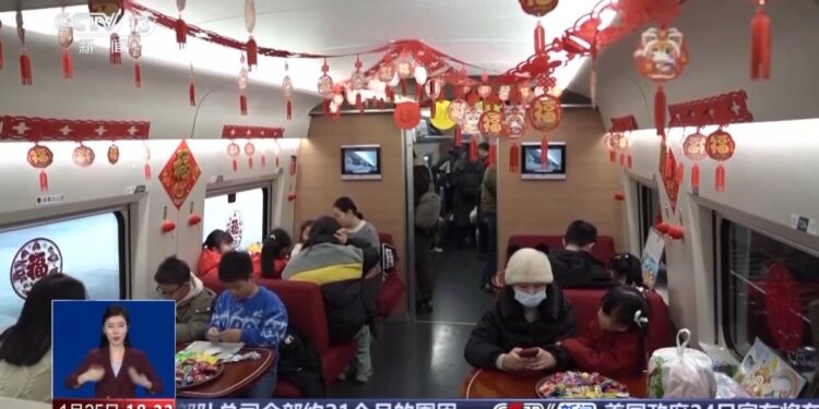 Painting, reading, and playing Rubik’s Cube: The high-speed train adds a “baby-walking cabin” to make traveling with children more secure – China Daily