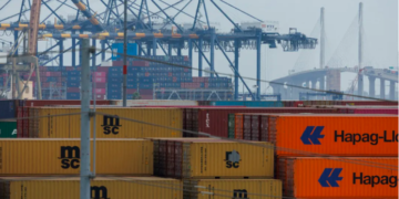 The Red Sea crisis has sounded the alarm on global logistics risks. China must accelerate the development of multiple logistics channels by land, sea and air.