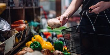 There are more than 83 million acres of vegetable fields in the country.