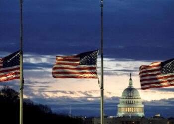 Trump expressed dissatisfaction with the fact that the flag in the United States was still flying at half-mast when he took office