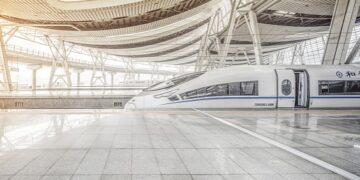 What should I do if I can’t buy a direct train ticket during the Spring Festival? Consider “Buying Tickets in Sections”