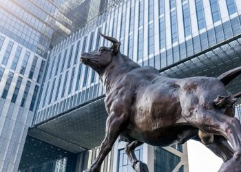 World Economy in 2025: Several Things Worth Paying Attention to