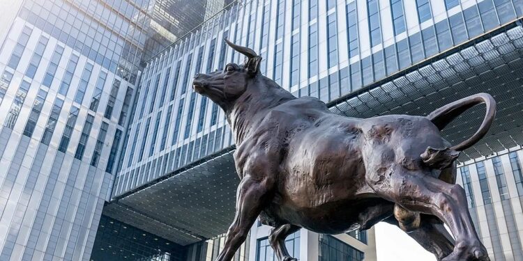 World Economy in 2025: Several Things Worth Paying Attention to