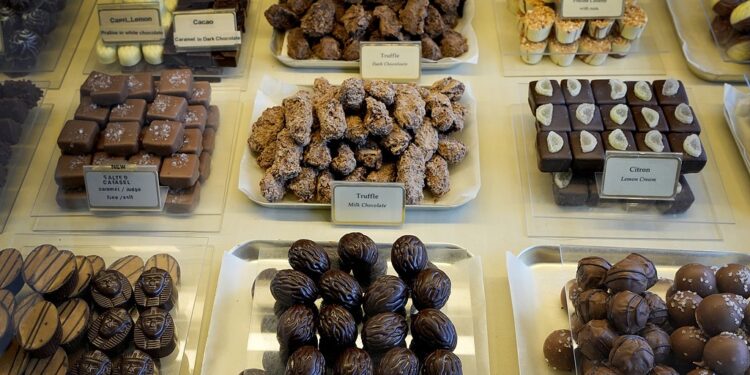 Amazon’s “sweet economy” helps rainforest protection