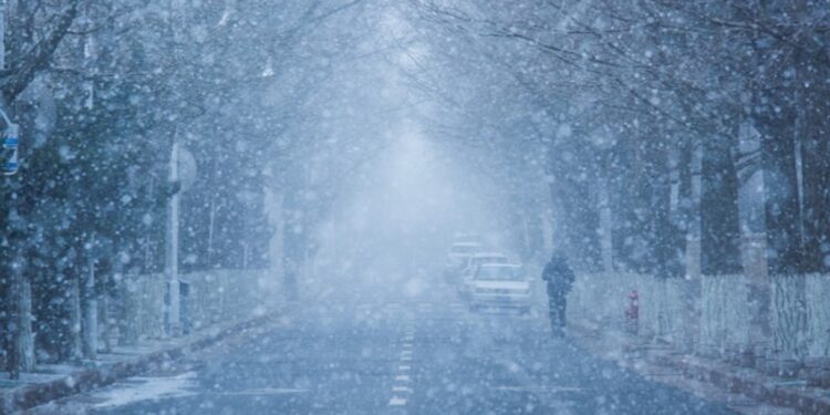 Large-scale rain and snow are about to start