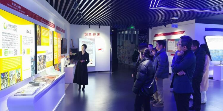 Many multinational companies are looking for new cooperation opportunities in western China