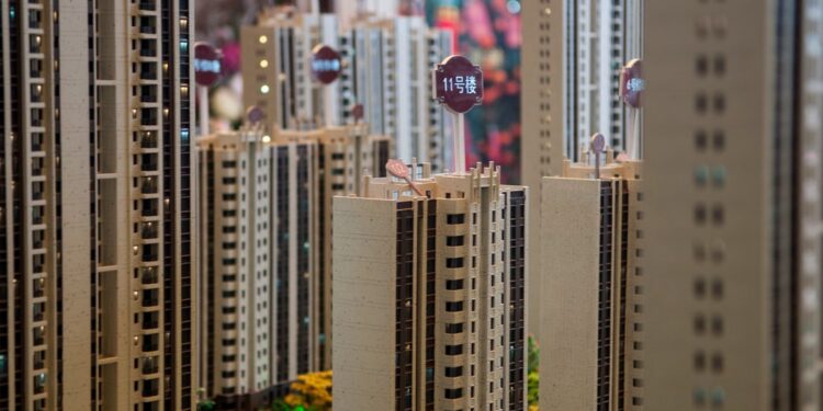 New New Year’s property market policies frequently appear in many places. “First Meetings” reveal trends