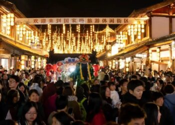 Night · Reward ｜ After the Spring Festival in “Song Chao Night City”, feel the new national tide of Songcheng Culture in Ganzhou Millennium-China Daily