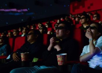 Remain the history of Chinese film! How to break the record with the box office and number of moviegoers during the Spring Festival?