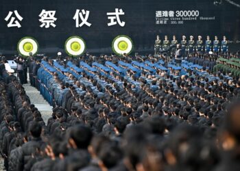 The death of two survivors of the Nanjing massacre carries the number of living witnesses to only 28