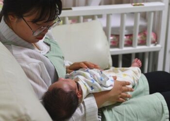 The number of newborns in South Korea increased year-on-year for the first time in nearly a decade