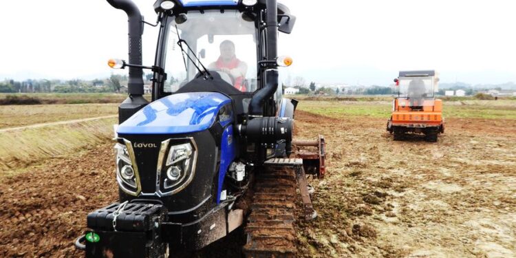 Chinese farmers surf the wave of smart machines