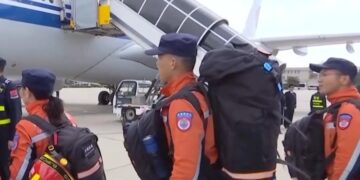 Chinese rescue team went to Myanmar earthquake-stricken area to rescue: do their best to rescue trapped people