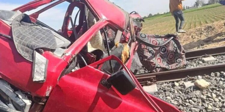 Egyptian train collided with minibus and killed 8 people
