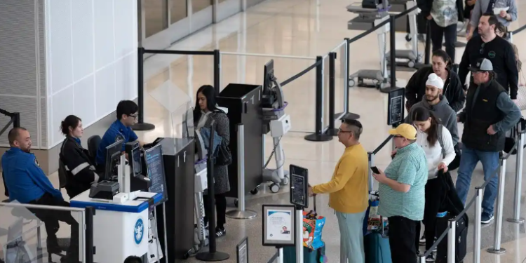 Many European countries update safety tips for traveling to the United States