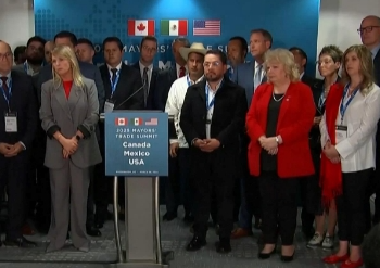 More than 20 mayors from the United States, Canada and Mexico gather in Washington for accusing U.S. tariff policies unfairly