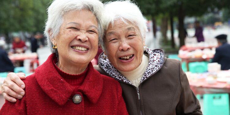 Railway Group: From April 1, passengers over 60 years old enjoy 15 times the face value of the ticket