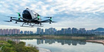 The first batch of civil operation certificates issued to China’s low-altitude flight usher in the “manned era”