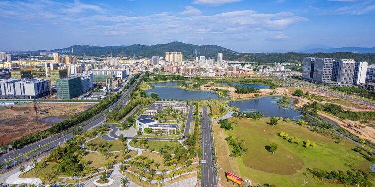 Two Sessions·New Observations of Emerging Industries and Two Sessions丨Explore the “Green Password” of Zero Carbon Park