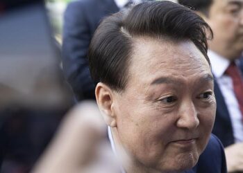 After being impeached, I will go to the trial stage again today. The first public trial of Yoon Seo-yeon civil riot case is previewed →