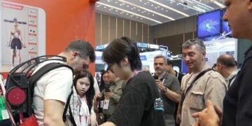 Canton Fair “gathers” overseas buyers around the world: firmly optimistic about products made in China