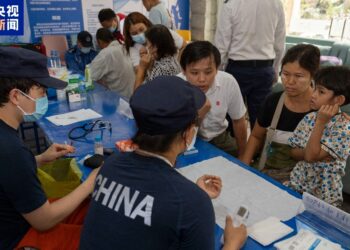 Chinese rescue teams continue to carry out medical services and post-earthquake building safety emergency assessment in Myanmar