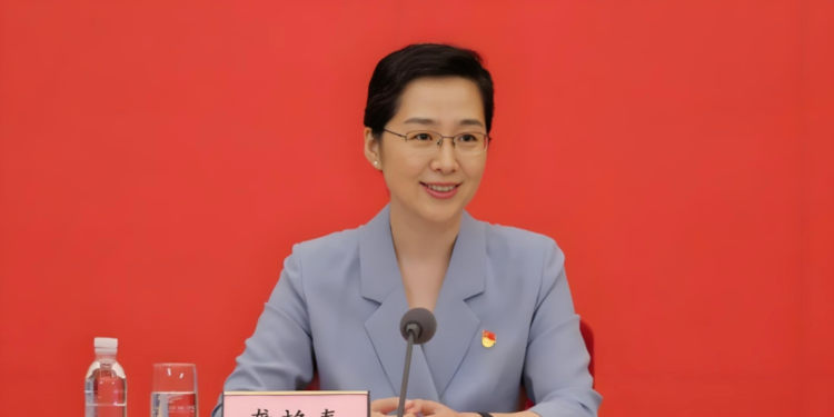 He came to Yanchun and returned to Beijing to take up his new home