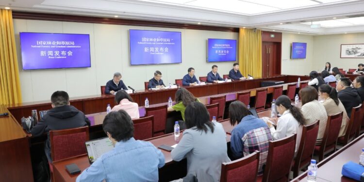 Historic progress and landmark achievements in grassland work in my country