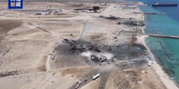 Houthi forces say U.S. air strikes on port of Isa, Yemen, injured Russian crew