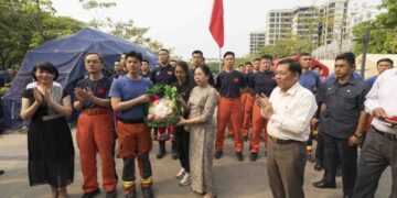 Myanmar leader Min Aung Hlaing visits China’s rescue team-China Daily Network