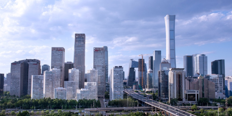 The central bank carried out MLF operations of 600 billion yuan today